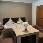 36dca29a-f2d5-4591-affc-7e698cfa8a9b