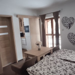 8d185e7c-656e-4ccf-9a84-e2b8ea13cecc